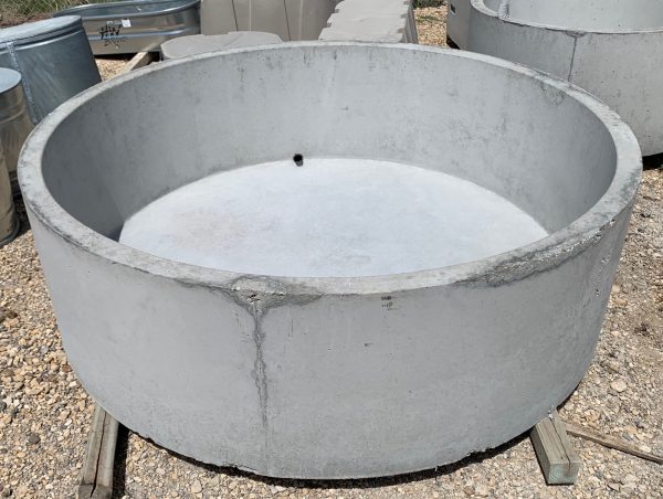 Round Water Trough – Smith Supply Co.